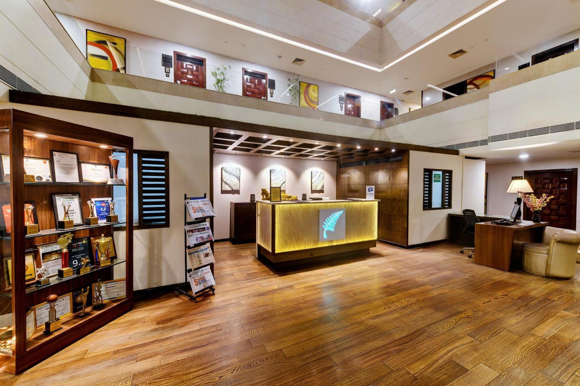 The Fern Residency Rajkot Hotel Exterior foto